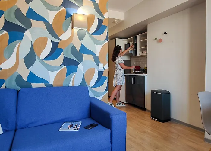 AMMI Nice Massena - Ex AjoupaAparthotel