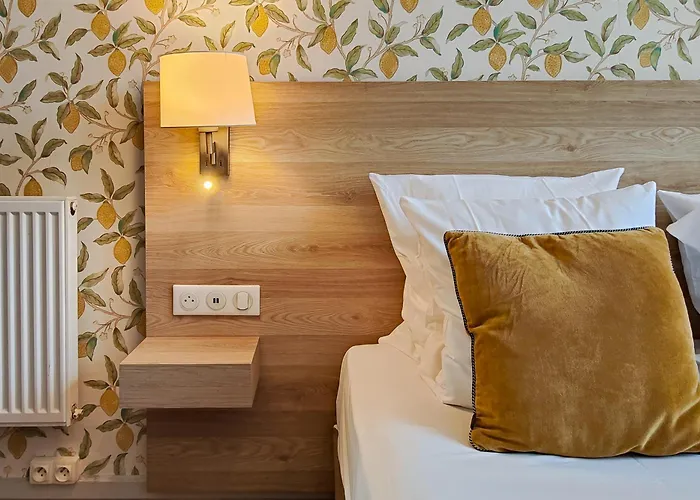 AMMI Nice Massena - Ex AjoupaAparthotel